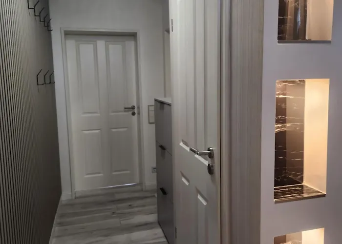 Moderne Wohnug Mit Terrasse 아파트 *