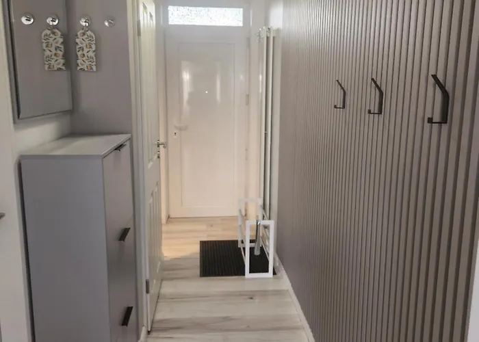 아파트 Moderne Wohnug Mit Terrasse 피네베르크