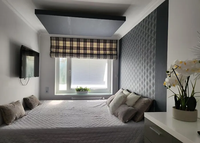 Moderne Wohnug Mit Terrasse 아파트 피네베르크